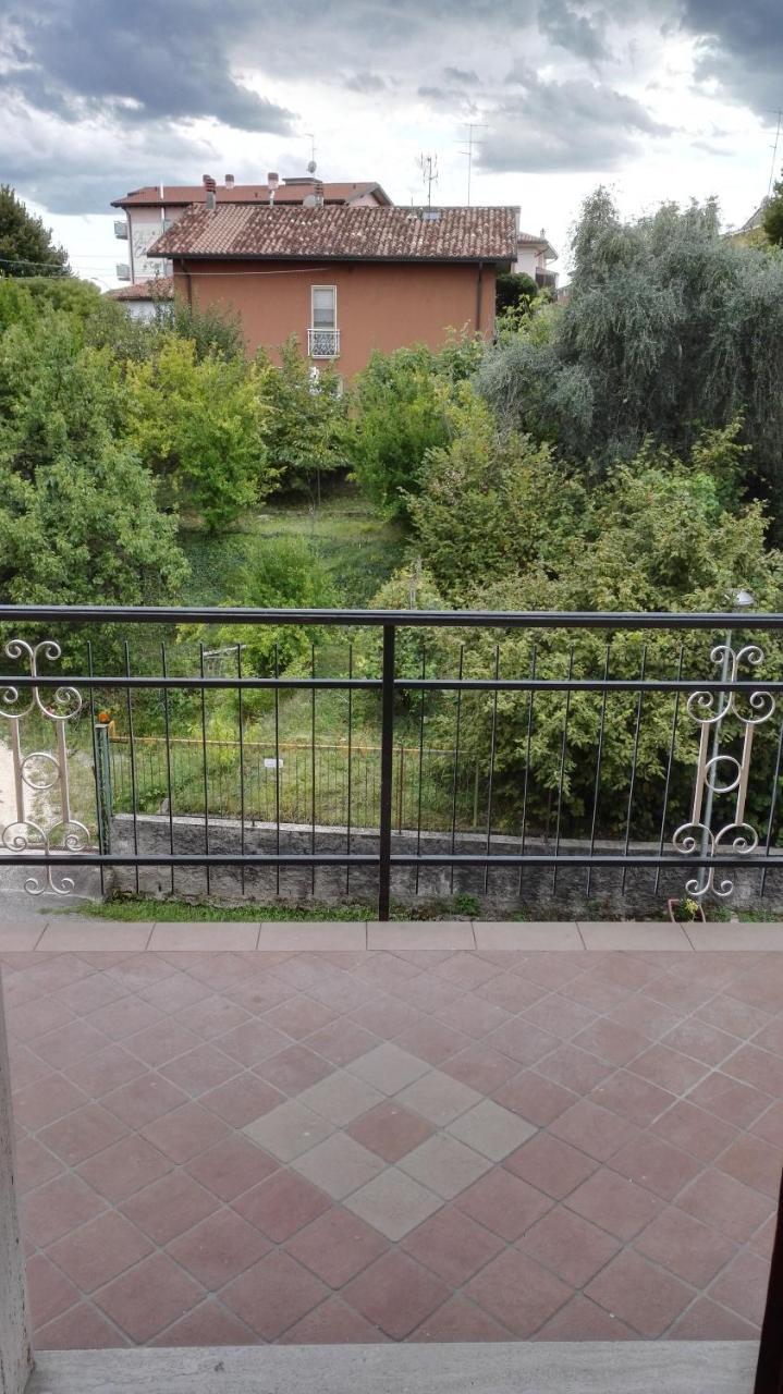 Отель Casa Bonatti Пескьера-дель-Гарда Экстерьер фото